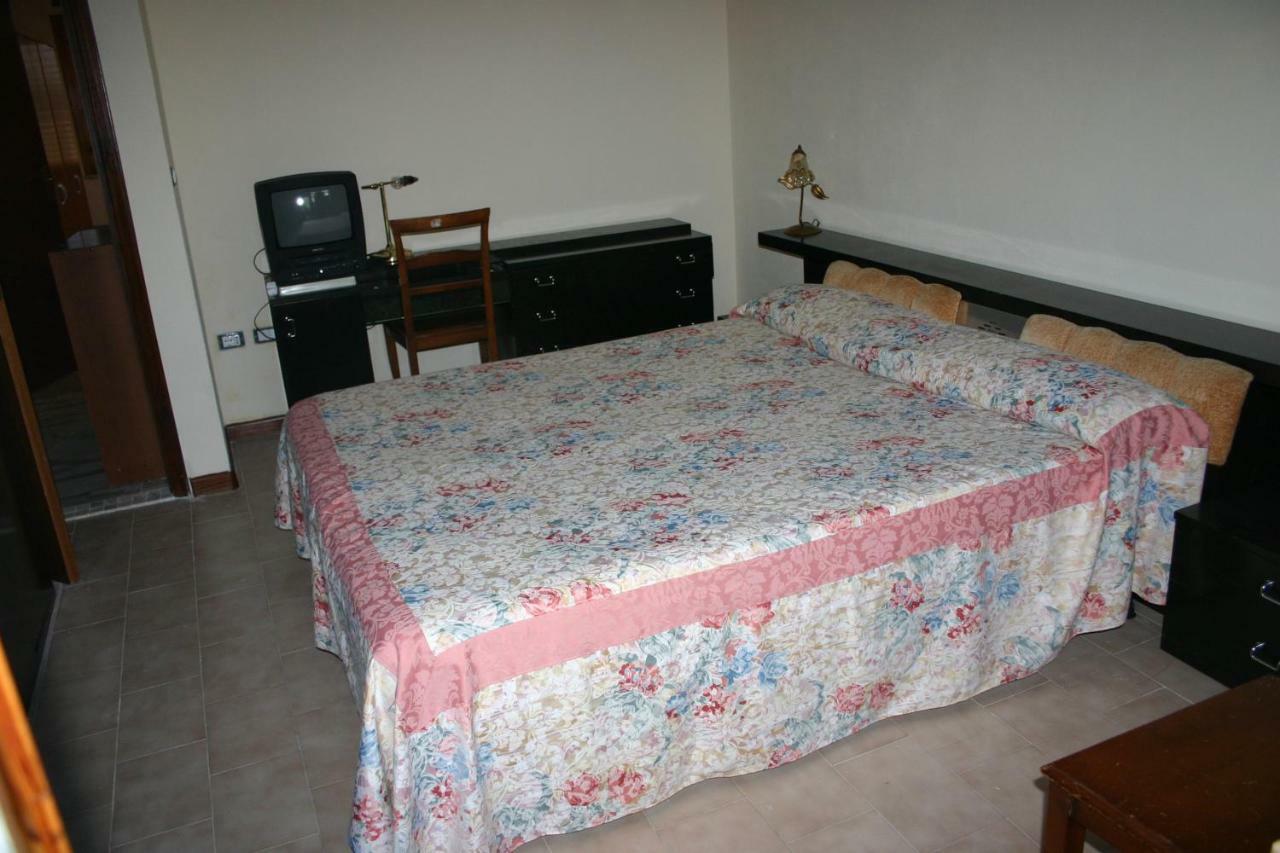 Dune Buggy Bed and Breakfast Cagliari Esterno foto